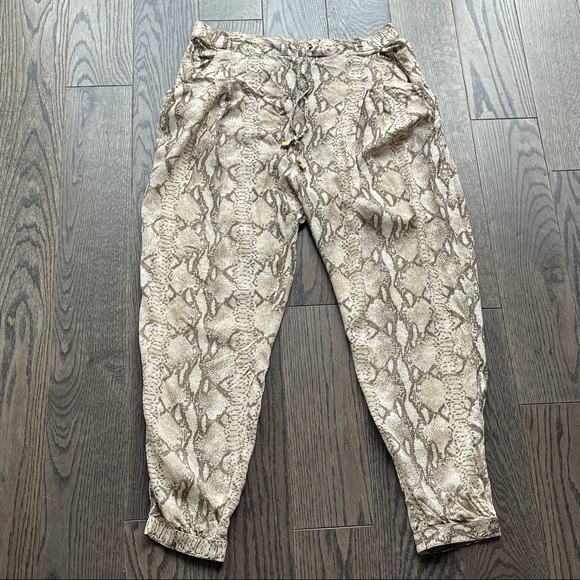 H&M Python Print Joggers - Picture 3 of 6